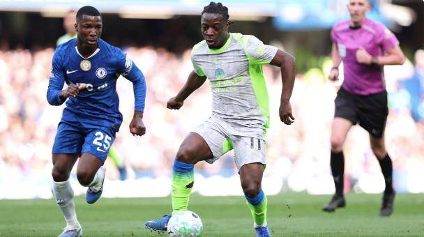 3-0血洗切尔西！22岁新核踢碎切尔西，2亿哈兰德全场隐身，曼城宣战枪手